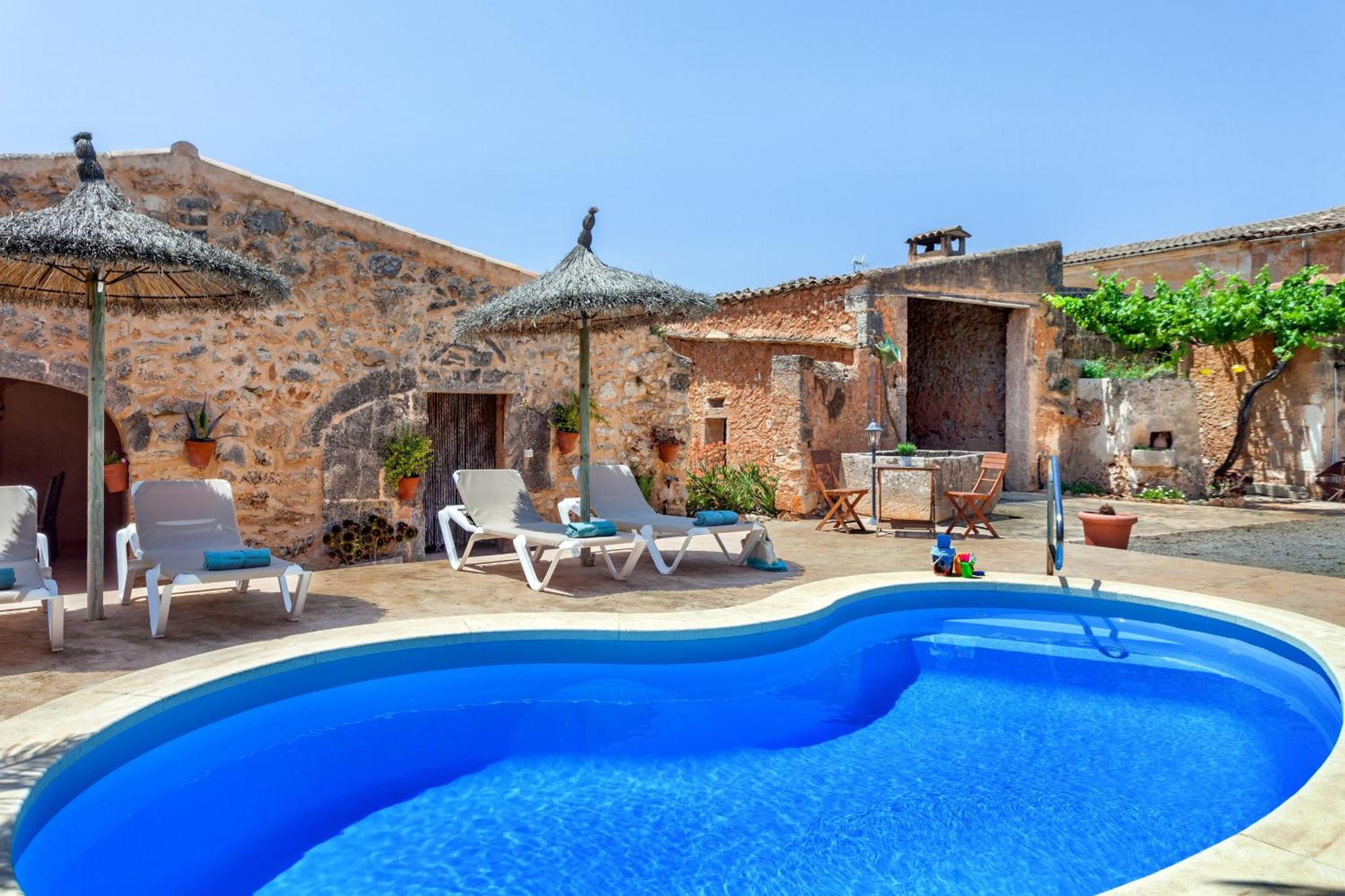 Casa Antigua Pensionat Santanyi Exteriör bild
