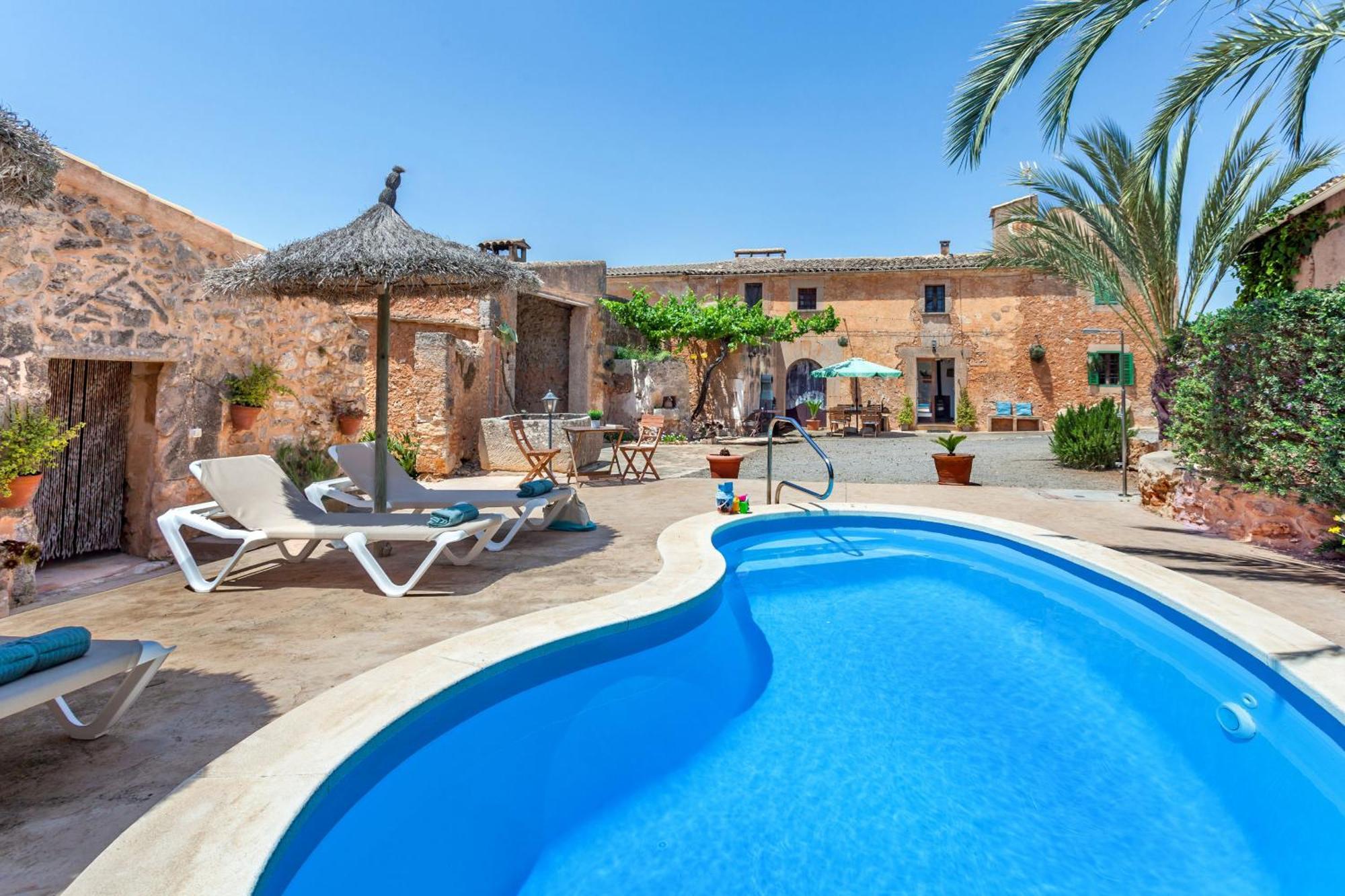 Casa Antigua Pensionat Santanyi Exteriör bild