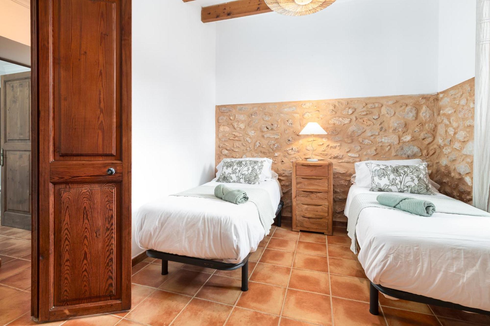Casa Antigua Pensionat Santanyi Exteriör bild